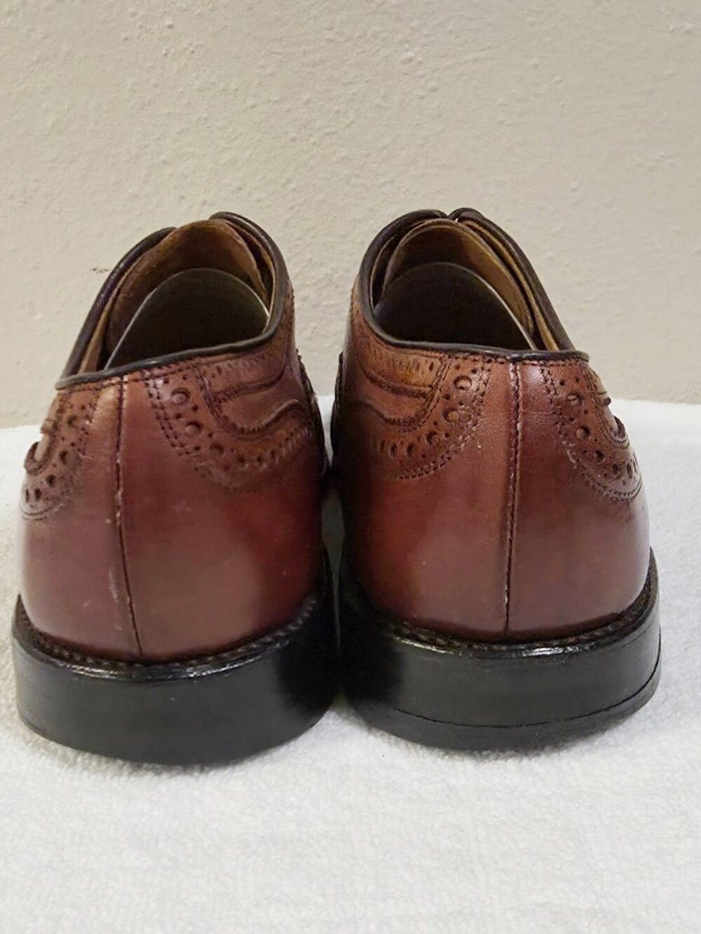 Allen Edmonds 9-D Strand Oxford Mens Dress Shoes - Picture 6 of 12